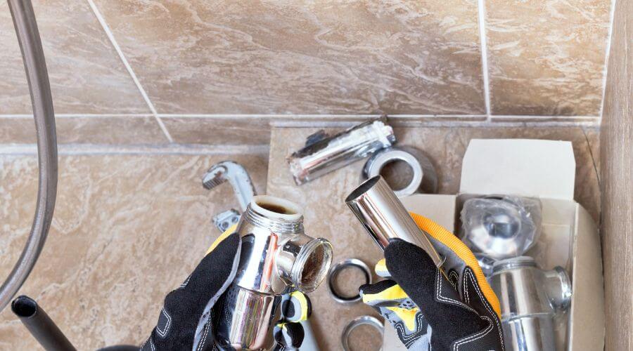 Professional gutter cleaning in Navajo Dam, NM